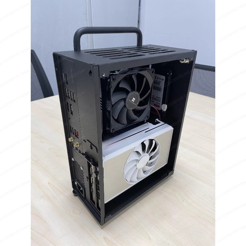 Compact Gaming PC Case with Ex - Pc Gaming Compact のレビューと価格